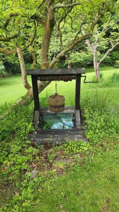 Ashdown Forest Character Cottage, 18Th Century โครวบะระ ภายนอก รูปภาพ